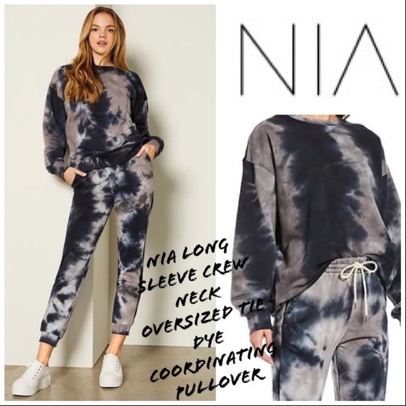 Nia Long Sleeve Crew Neck Oversized Tie Dye Coordinating Pullover - Picture 1 of 4